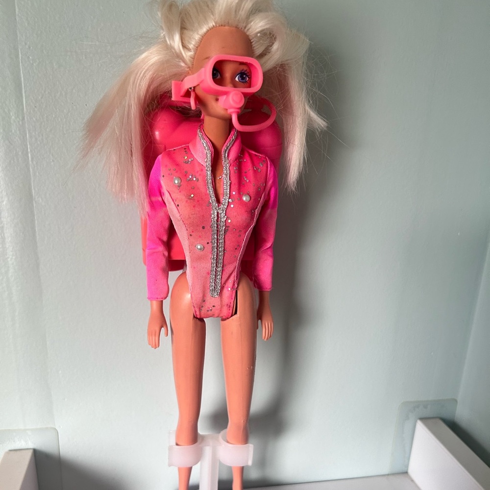 Swim N’ Dive Barbie